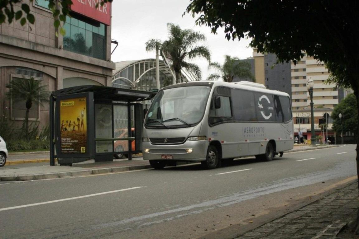 Apto 1Q 300Mb Fibra Otica Prox Shop Estacao Curitiba Exterior photo